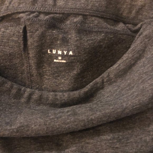 LUNYA Restore Pocket Legging in Charcoal Grey Heather - Picture 9 of 9